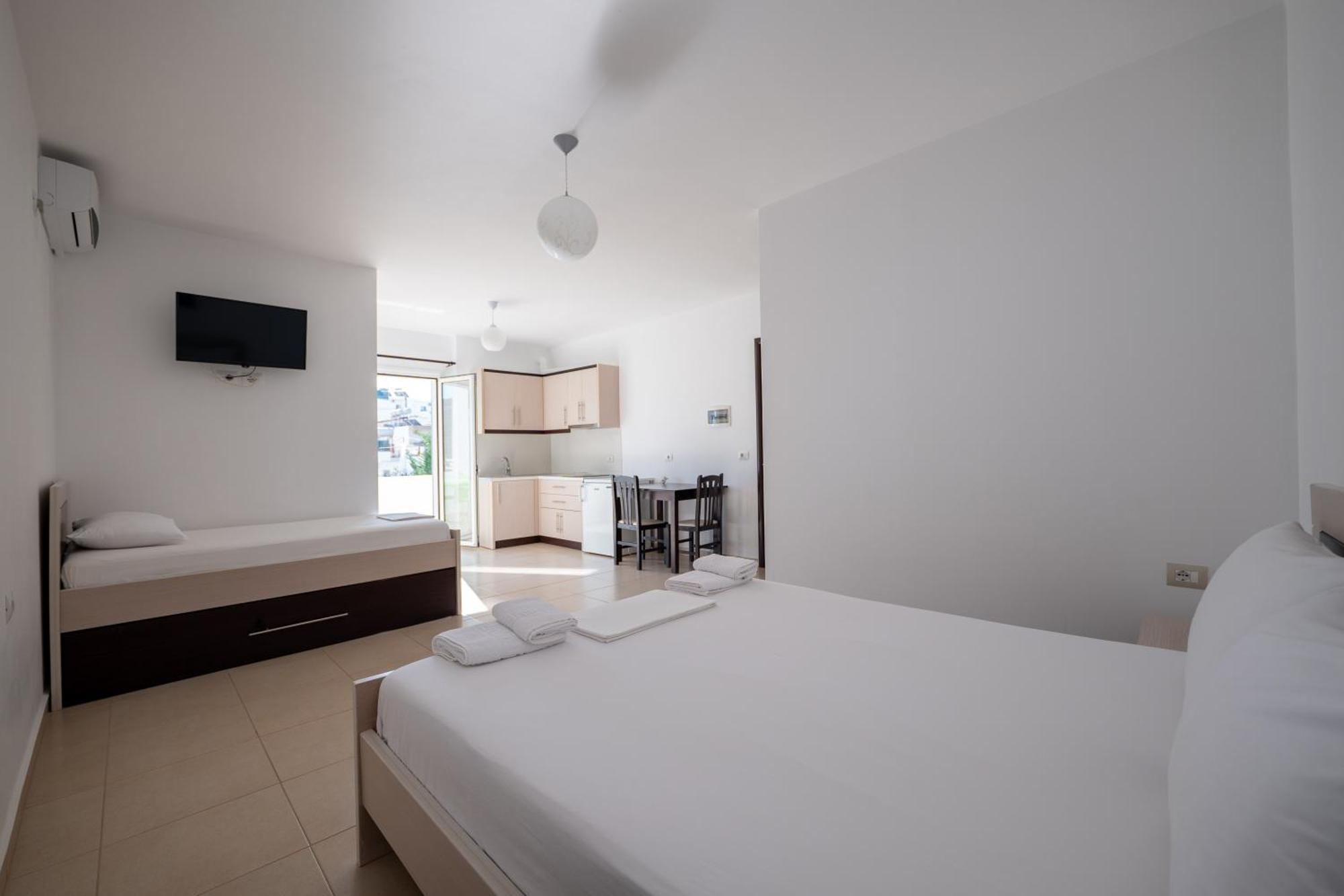 Apartments Aktea Ксамил Экстерьер фото